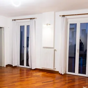  Appartement Sweet House Corso Genova Italie
