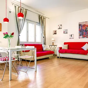 Lovely In - Casetta Mattei Roma