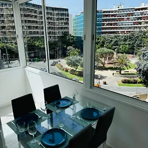 https://vistas-plaza-espaa-centro-ciudad-las-palmas.in-canary-islands.com